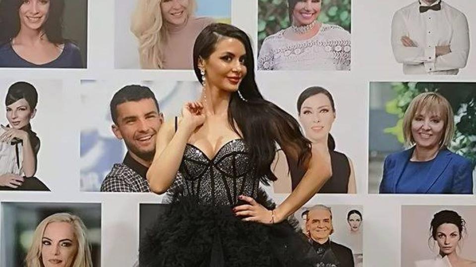 Най-красивата ни лекарска пръска сексапил на светско събитие СНИМКИ