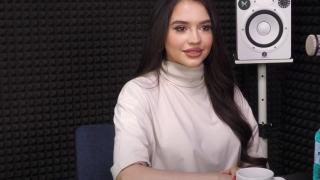 Десита е гадже със сръбска звезда?!  Певицата разкри какво не би направила за пари БЛИЦ TV
