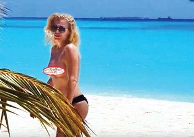 Гала по цици се забърка в голям скандал! СНИМКИ 18+