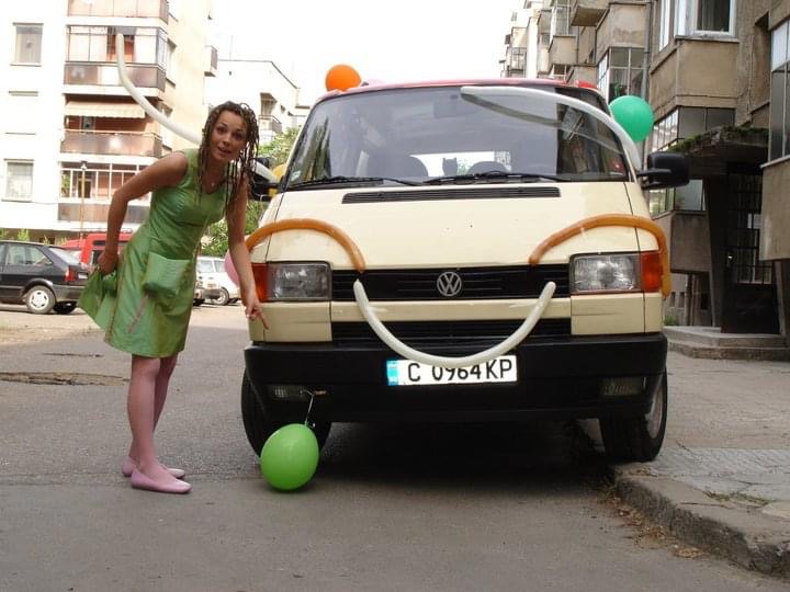 Вижте Диляна Попова, Луиза Григорова и щерката на Гала като абитуриентки СНИМКИ