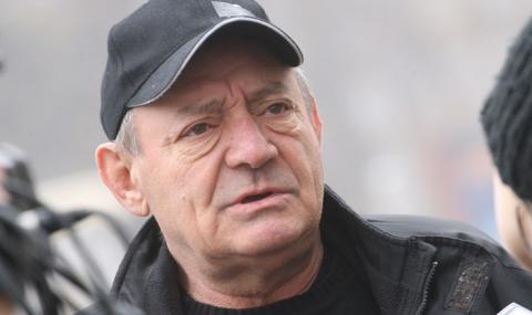Антон Радичев го закъса здраво, наложиха му запор заради...