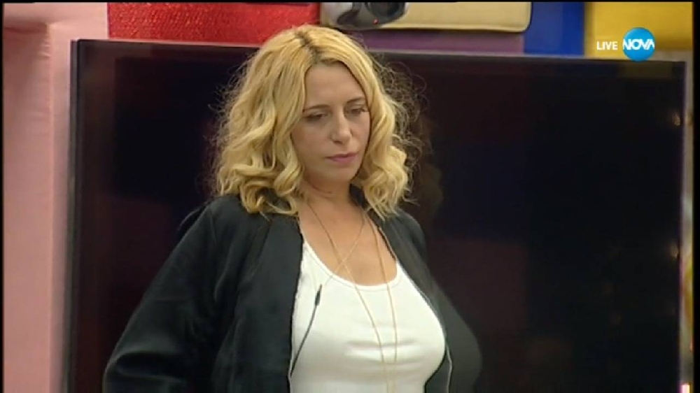Шаш! Ваня Щерева легна под ножа и вече е... СНИМКИ