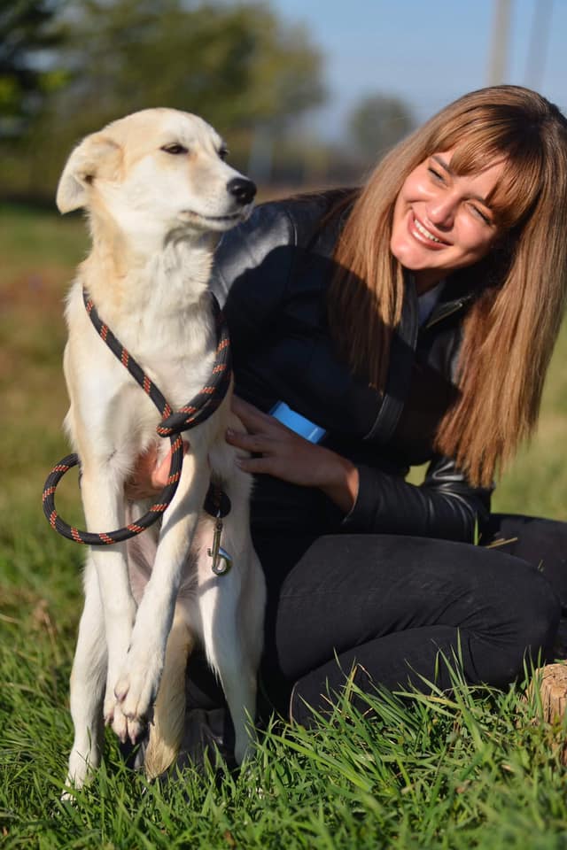 Калина Крумова шокира с нов външен вид СНИМКИ