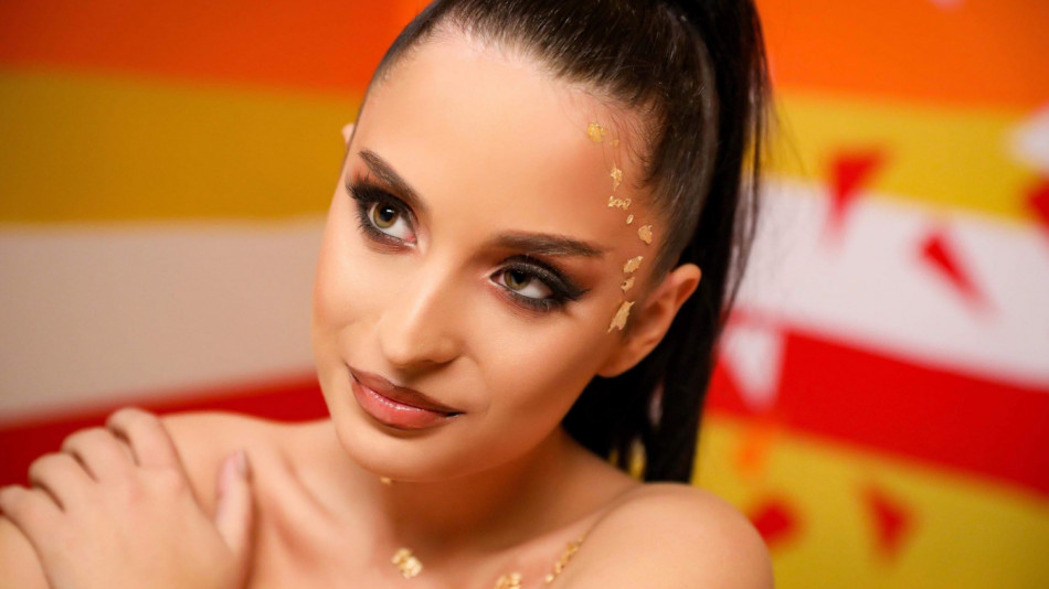 Млада поп икона "открадна" стилиста на Лили Иванова