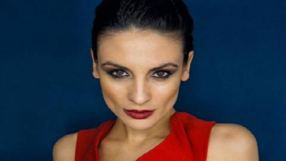 Диана Димитрова попиля жестоко фотошопирани моделки! СНИМКА