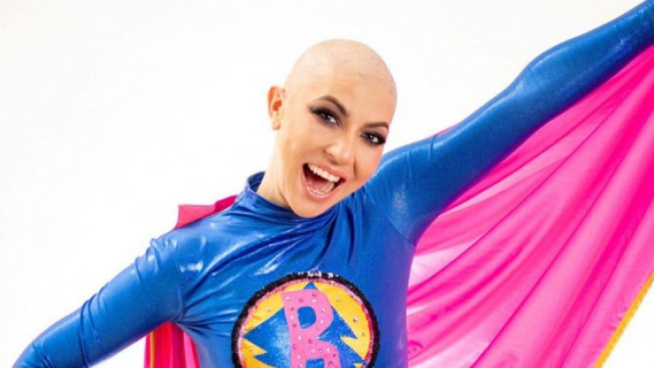 След като пребори рака: Супер Бианка сложи силикон и се снима гола