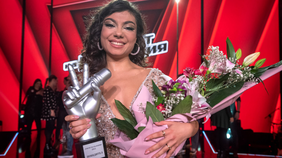 Големият победител в "Гласът на България" 2022 Жаклин Таракчи: Искам един ден моята музика да помага на хората!